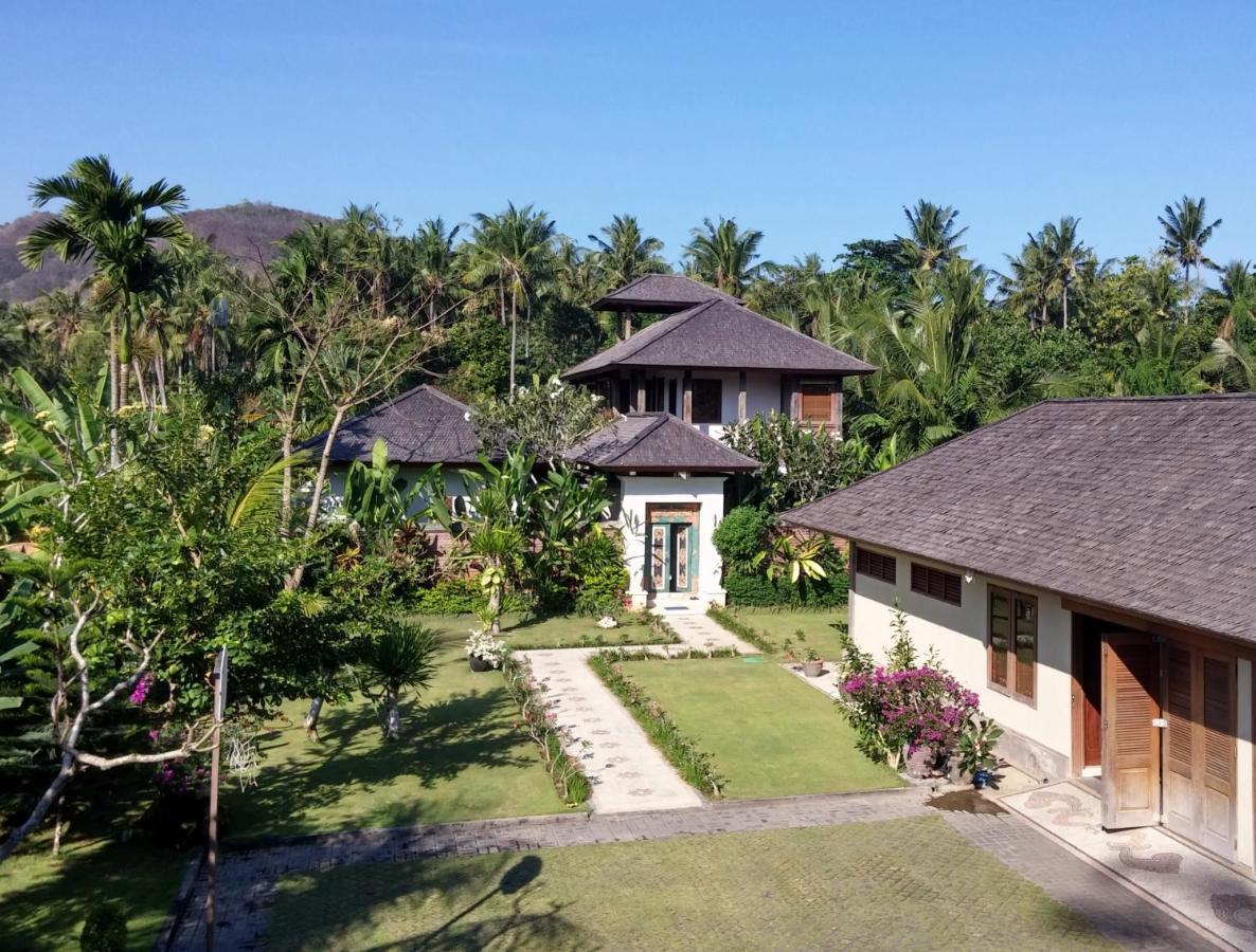 Villa Rumah Isah تْشانديداسا المظهر الخارجي الصورة
